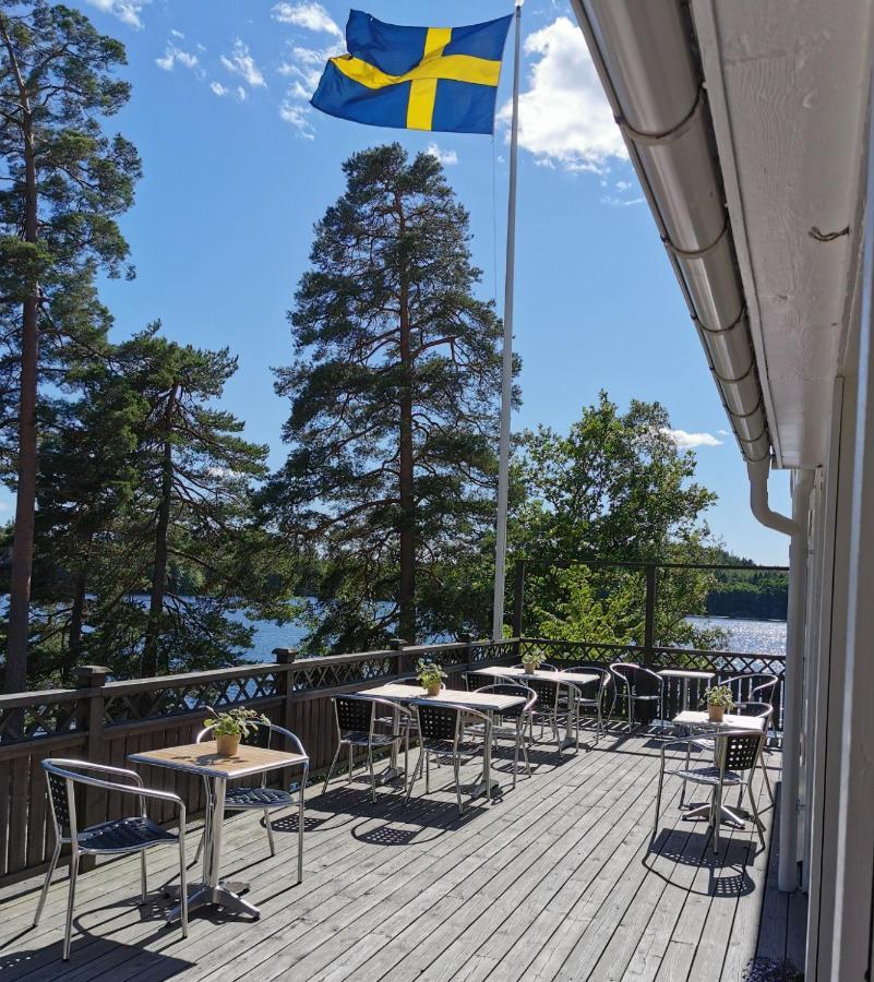 Varhaga Vandrarhem Sjuntorp Экстерьер фото