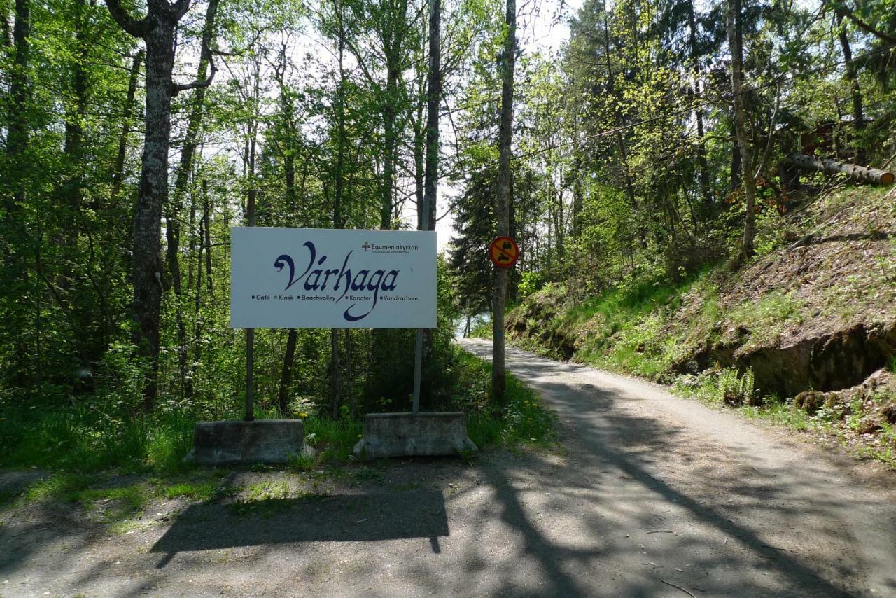 Varhaga Vandrarhem Sjuntorp Экстерьер фото